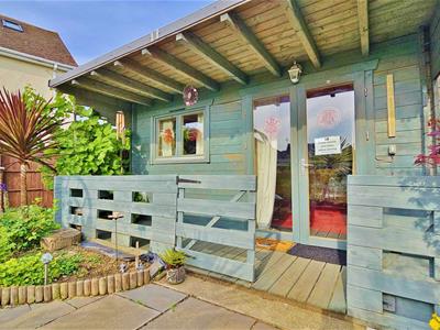 Log Cabin